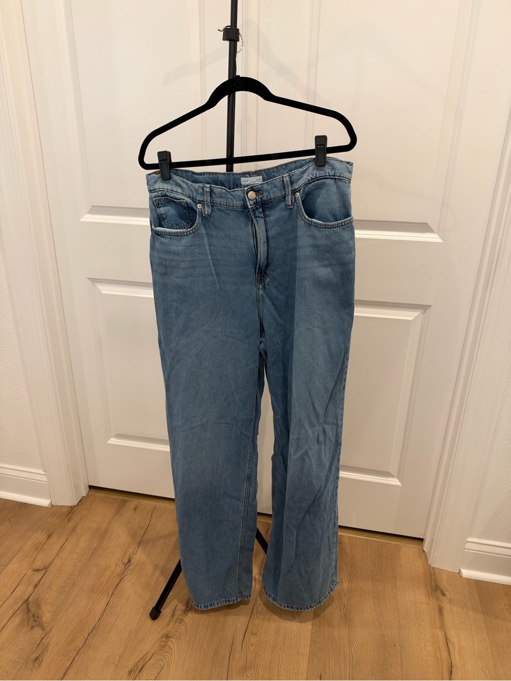 Good American Wide Leg Jeans